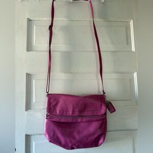 Relic Magenta Vegan Leather Crossbody Bag NWOT